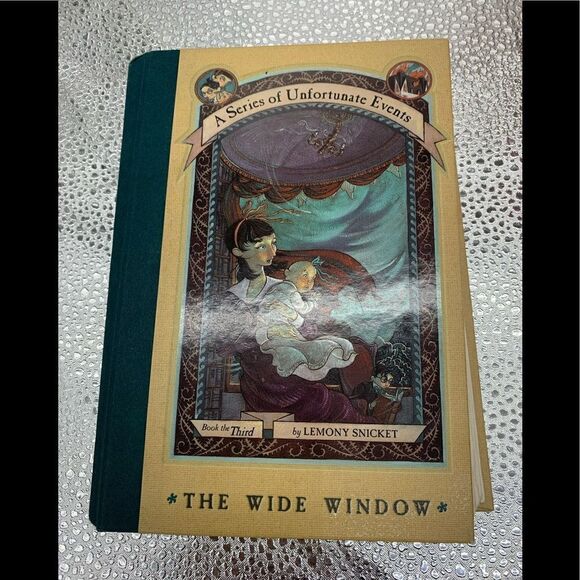 Lemony Snicket Book  - Picture 1 of 2